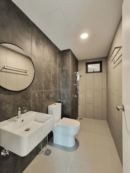 Kondominium untuk Disewa di Tuai Timur - Kim Ling - Bathroom - PropertyGuru.com.my