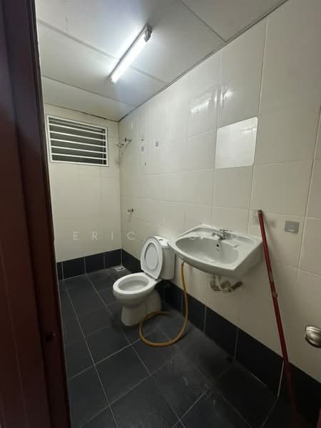 Kediaman Servis untuk Disewa di Amara - Eric Wong - Bathroom - PropertyGuru.com.my