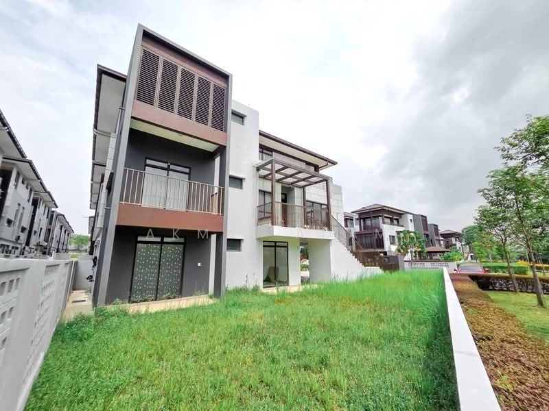 3-storey Terraced House for Sale in Cyberjaya (Selangor) - Akmal Adam - Exterior - PropertyGuru.com.my