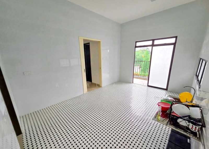 3-storey Terraced House for Sale in Cyberjaya (Selangor) - Akmal Adam - Kitchen - PropertyGuru.com.my
