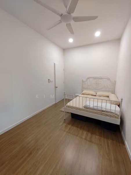 2-storey Terraced House for Rent in Bandar Gamuda Gardens (Rawang) - Kim Ling - Bedroom 2 - PropertyGuru.com.my