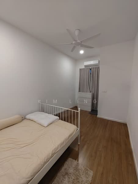 2-storey Terraced House for Rent in Bandar Gamuda Gardens (Rawang) - Kim Ling - Bedroom 2 - PropertyGuru.com.my