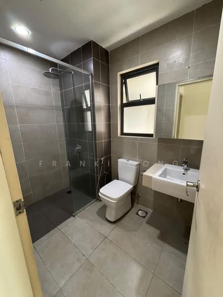 Kondominium untuk Dijual di Lakeville Residence - Frankie Ong - Bathroom - PropertyGuru.com.my