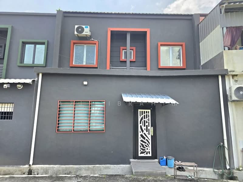 Rumah Teres 2-Tingkat untuk Dijual di Semenyih (Selangor) - Azli Ibrahim - Exterior - PropertyGuru.com.my