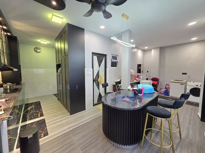 Rumah Teres 2-Tingkat untuk Dijual di Semenyih (Selangor) - Azli Ibrahim - Kitchen - PropertyGuru.com.my