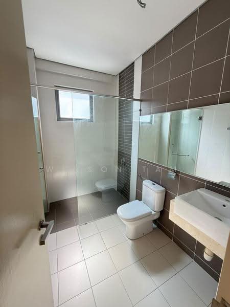 Rumah Berkembar untuk Dijual di Denai Alam (Shah Alam) - Winson Tam - Bathroom - PropertyGuru.com.my