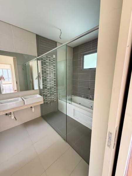 Rumah Berkembar untuk Dijual di Denai Alam (Shah Alam) - Winson Tam - Bathroom - PropertyGuru.com.my
