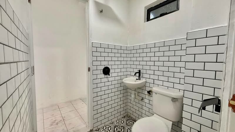 Rumah Teres 2-Tingkat untuk Dijual di Kota Perdana (Seri Kembangan) - Aqillah Razali - Bathroom - PropertyGuru.com.my
