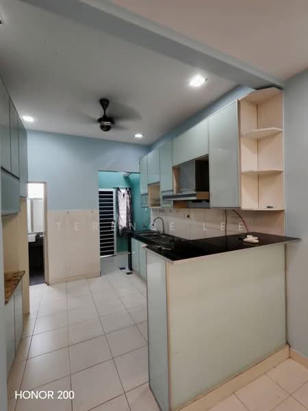 2-storey Terraced House for Rent in Bandar Bukit Raja (Klang) - Terence Lee - Kitchen - PropertyGuru.com.my