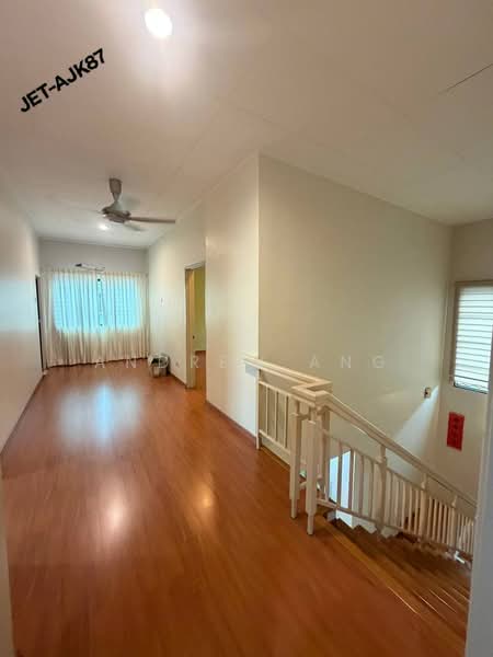 Rumah Teres 2-Tingkat untuk Dijual di Bandar Bukit Raja (Klang) - Andrew Ang - Living Room - PropertyGuru.com.my