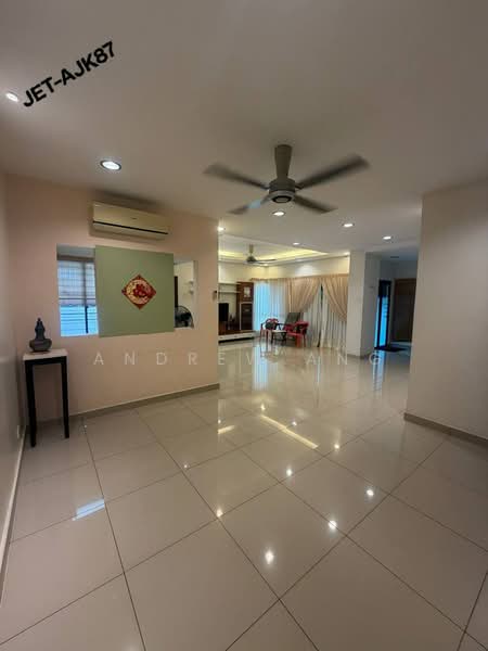 Rumah Teres 2-Tingkat untuk Dijual di Bandar Bukit Raja (Klang) - Andrew Ang - Living Room - PropertyGuru.com.my