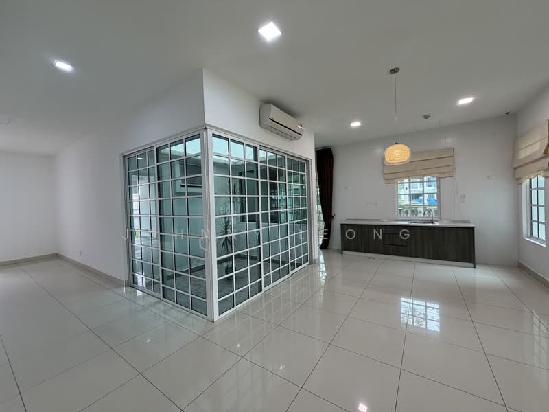 Semi-Detached House for Rent in Setia Eco Glades (Cyberjaya) - Johnny Leong - Kitchen - PropertyGuru.com.my