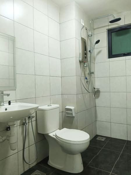 Kediaman Servis untuk Disewa di Edusphere - Aaden Lim - Bathroom - PropertyGuru.com.my