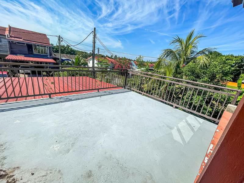 Rumah Teres 2-Tingkat untuk Dijual di Taman Pelangi Semenyih (Semenyih) - Azli Ibrahim - Exterior - PropertyGuru.com.my