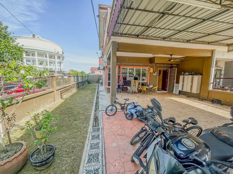 Rumah Teres 2-Tingkat untuk Dijual di Taman Pelangi Semenyih (Semenyih) - Azli Ibrahim - Exterior - PropertyGuru.com.my