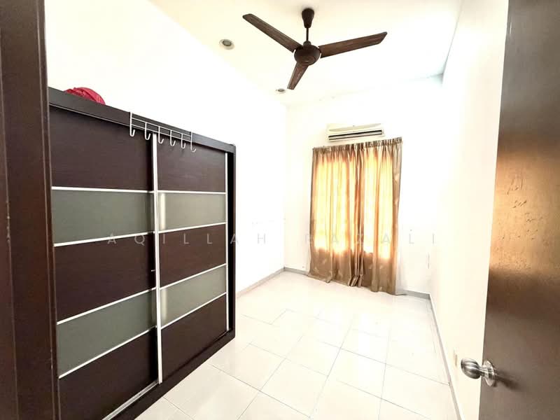Semi-Detached House for Sale in Taman Indah Klia (Sepang) - Aqillah Razali - Bedroom - PropertyGuru.com.my