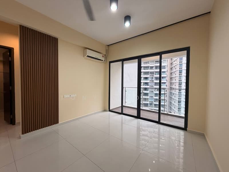 Condominium for Rent at Amberside @ Country Garden Danga Bay - Tony Chong - Balcony - PropertyGuru.com.my