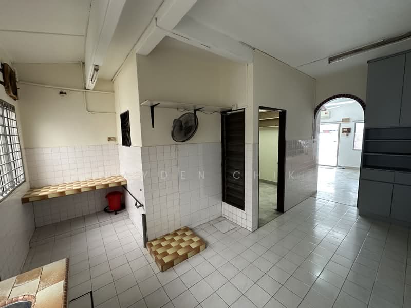 2-storey Terraced House for Sale in Taman Bukit Intan (Sri Petaling) - Jayden Chik - Kitchen - PropertyGuru.com.my