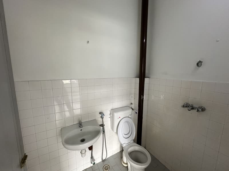 2-storey Terraced House for Sale in Taman Bukit Intan (Sri Petaling) - Jayden Chik - Bathroom - PropertyGuru.com.my