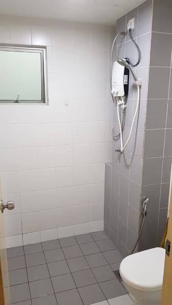 Pangsapuri untuk Disewa di Seri Pinang - Terence Lee - Bathroom - PropertyGuru.com.my