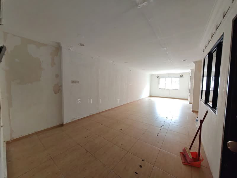 Shop for Sale in Taman Gaya (Ulu Tiram) - Shi Ting - PropertyGuru.com.my