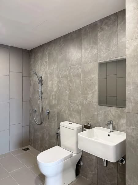Kondominium untuk Disewa di Tuai Timur - Kim Ling - Bathroom - PropertyGuru.com.my