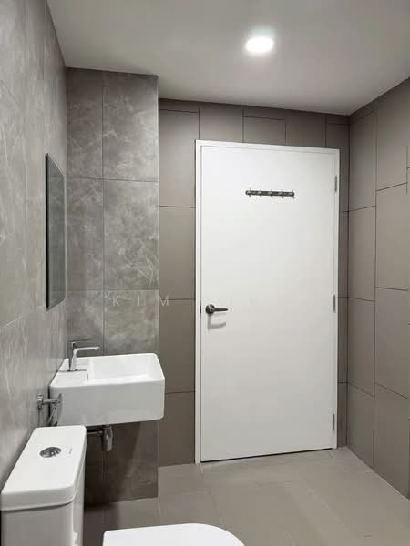 Kondominium untuk Disewa di Tuai Timur - Kim Ling - Bathroom - PropertyGuru.com.my