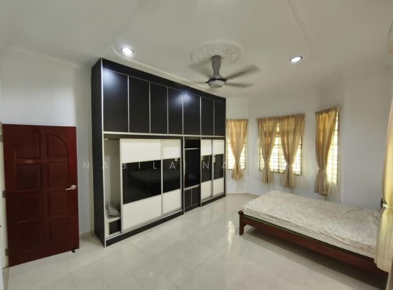 Bungalow House for Sale in Tanah Merah (Kelantan) - Nabila Nazori - Bedroom - PropertyGuru.com.my