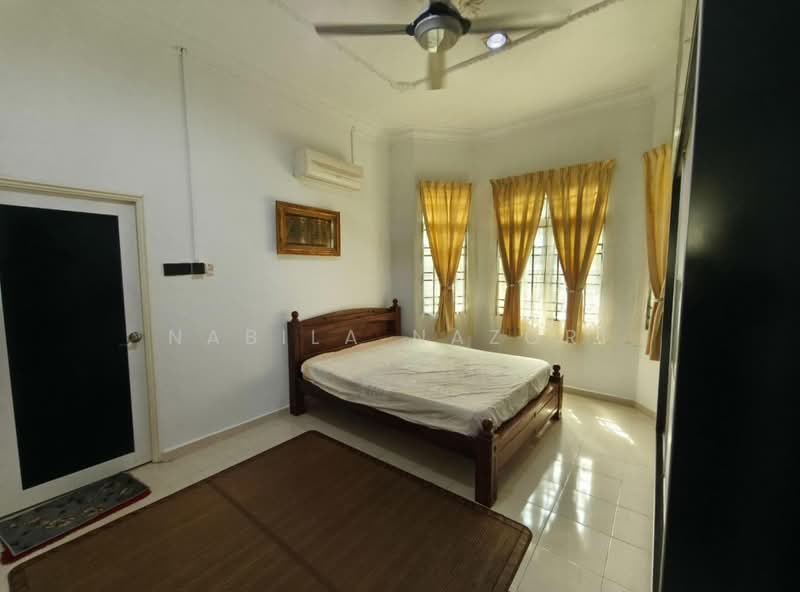 Bungalow House for Sale in Tanah Merah (Kelantan) - Nabila Nazori - Bedroom - PropertyGuru.com.my