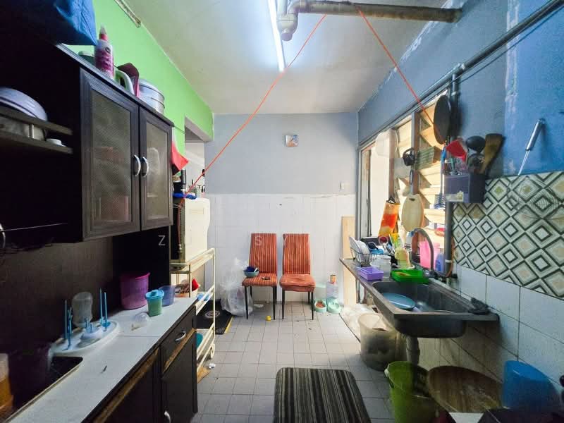 Apartment for Sale at Pandan Lake View - Zul Syafiq - Kitchen - PropertyGuru.com.my