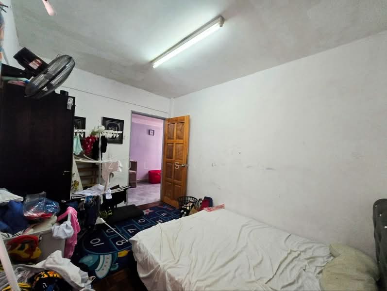 Apartment for Sale at Pandan Lake View - Zul Syafiq - Bedroom - PropertyGuru.com.my