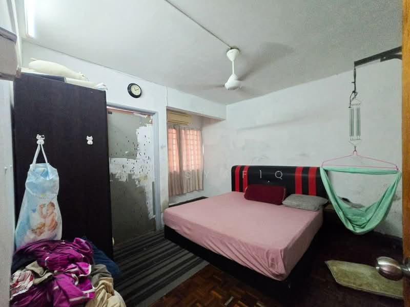 Apartment for Sale at Pandan Lake View - Zul Syafiq - Bedroom - PropertyGuru.com.my
