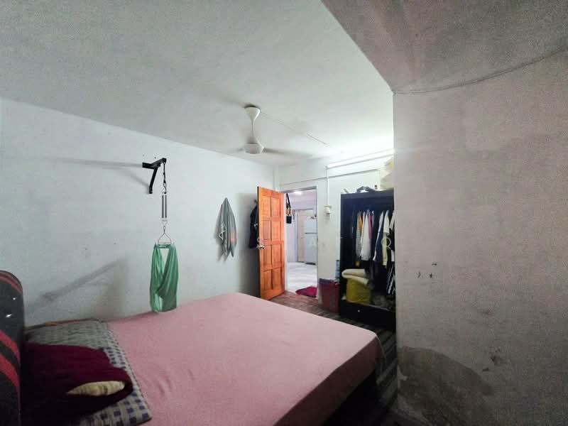 Apartment for Sale at Pandan Lake View - Zul Syafiq - Bedroom - PropertyGuru.com.my