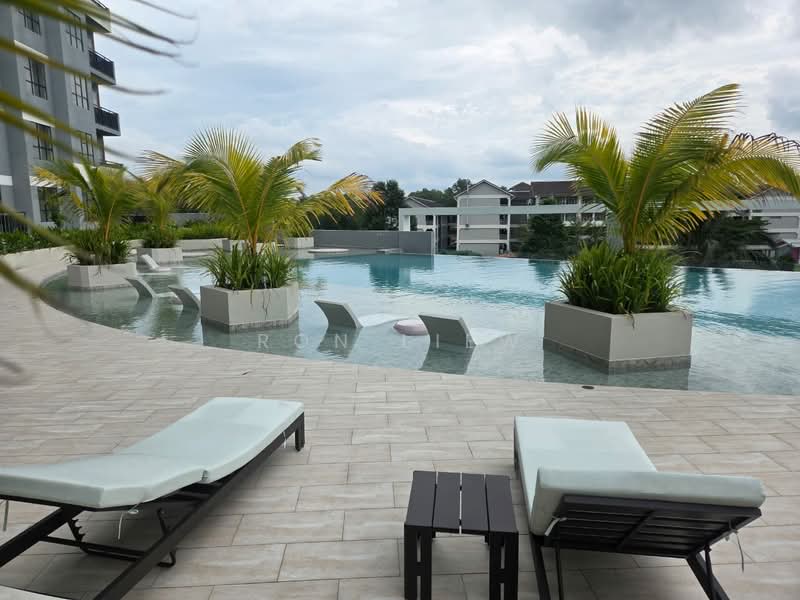 Condominium for Sale at The Jalil (Bayu Jalil) - Ron Liew - Pool - PropertyGuru.com.my
