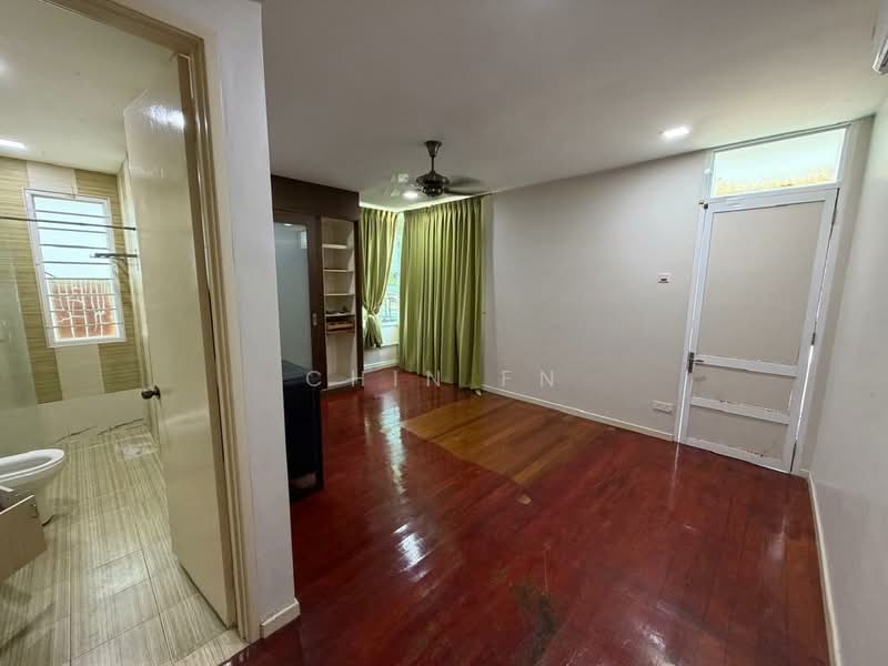 Rumah Berkembar untuk Dijual di Taman Suria (Bukit Katil) - CHIN FN - Interior - PropertyGuru.com.my
