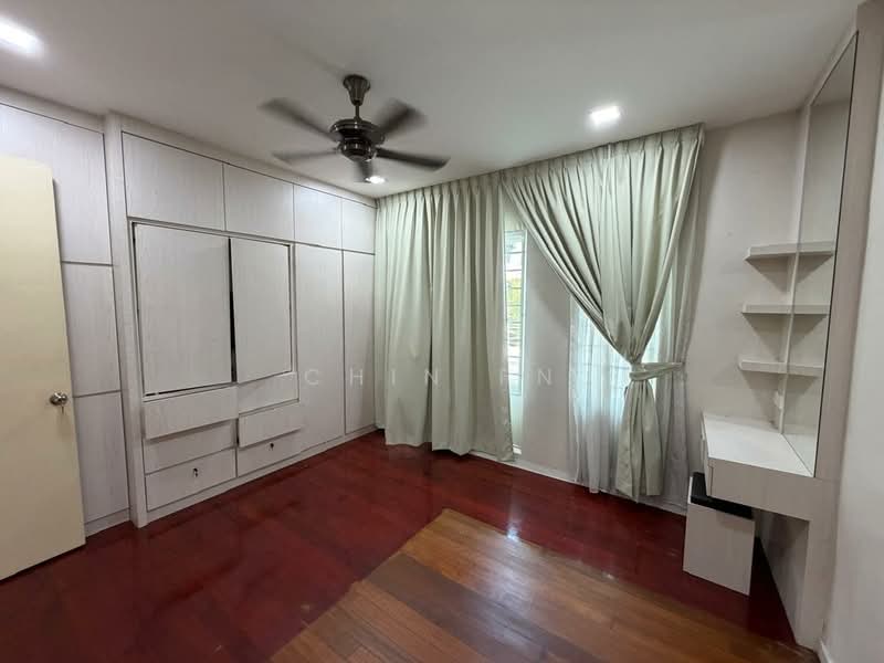 Rumah Berkembar untuk Dijual di Taman Suria (Bukit Katil) - CHIN FN - Bedroom - PropertyGuru.com.my
