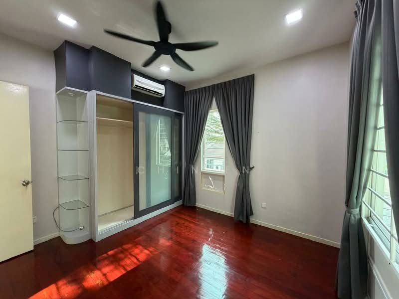 Rumah Berkembar untuk Dijual di Taman Suria (Bukit Katil) - CHIN FN - Bedroom - PropertyGuru.com.my