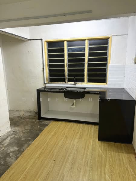 Flat for Sale at Taman Impian Indah - Darren Cham - Kitchen - PropertyGuru.com.my