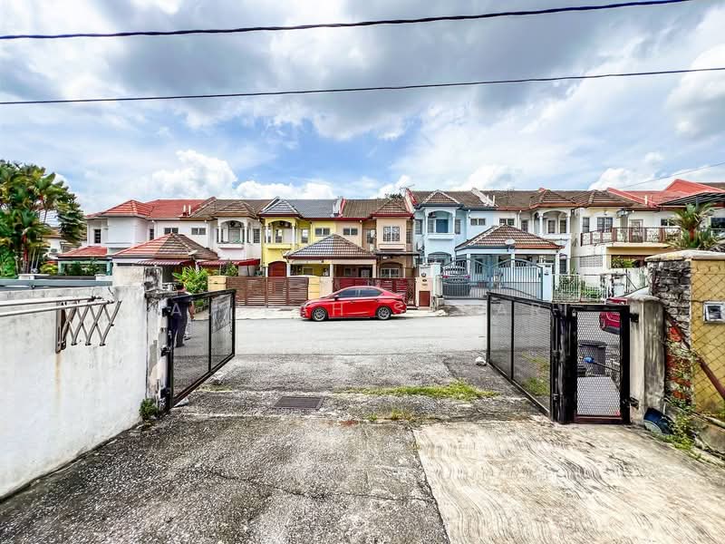 Rumah Teres 2-Tingkat untuk Dijual di Usj 12 (Subang Jaya) - Najibah Sahari - PropertyGuru.com.my