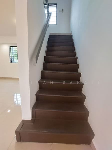 Rumah Teres 2-Tingkat untuk Dijual di Taman Bukit Serdang (Seri Kembangan) - Najibah Sahari - PropertyGuru.com.my