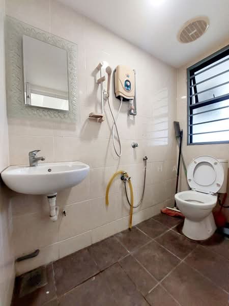 Rumah Teres 2-Tingkat untuk Dijual di Taman Bukit Serdang (Seri Kembangan) - Najibah Sahari - PropertyGuru.com.my