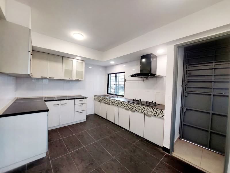 Rumah Teres 2-Tingkat untuk Dijual di Taman Bukit Serdang (Seri Kembangan) - Najibah Sahari - PropertyGuru.com.my