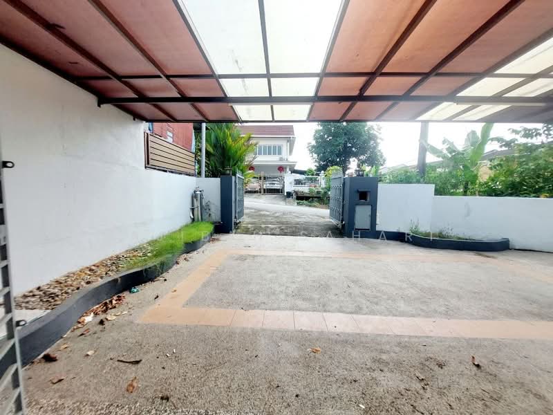 Rumah Teres 2-Tingkat untuk Dijual di Taman Bukit Serdang (Seri Kembangan) - Najibah Sahari - PropertyGuru.com.my
