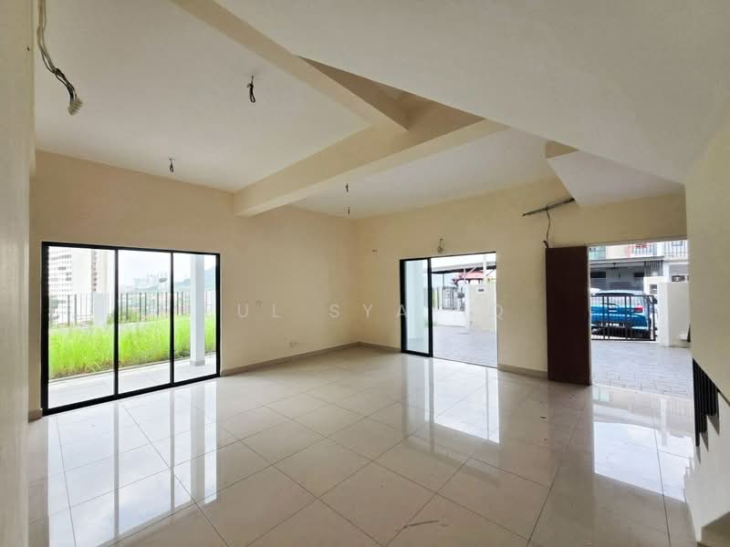 Terraced House for Sale in Gombak (Selangor) - Zul Syafiq - Living Room - PropertyGuru.com.my