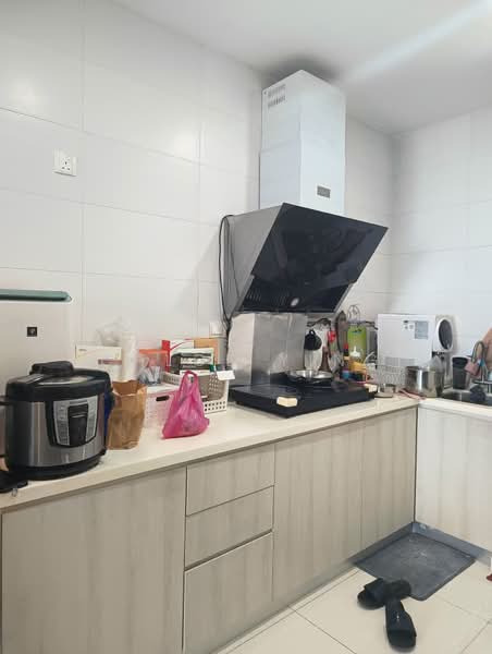 Condominium for Sale at SKS Pavillion Residences - Chloe Ying - Kitchen - PropertyGuru.com.my