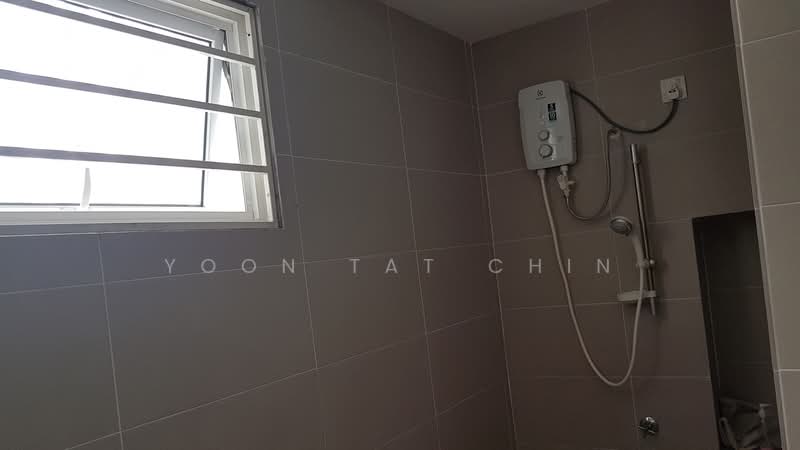 Terraced House for Rent in Bandar Sri Sendayan (Negeri Sembilan) - Yoon Tat Chin - Bathroom - PropertyGuru.com.my
