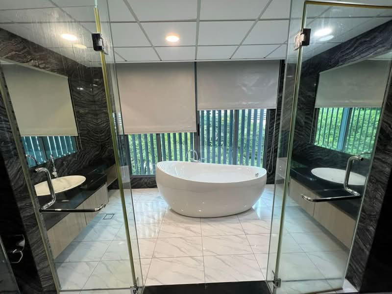 Kondominium untuk Disewa di 11 Mont Kiara @ MK11 - Jo Chen - Bathroom - PropertyGuru.com.my