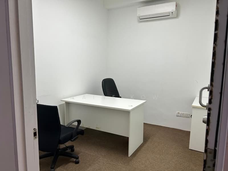 Shop / Office untuk Dijual di Kampung Sungai Kayu Ara (Petaling Jaya) - Elaine Kow - PropertyGuru.com.my
