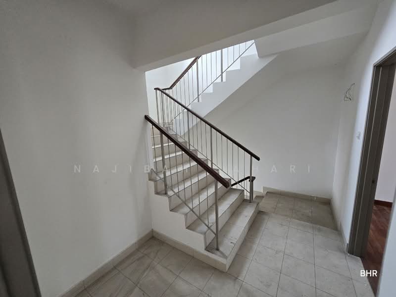 2.5-storey Terraced House for Sale in Bandar Baru Bangi (Selangor) - Najibah Sahari - PropertyGuru.com.my