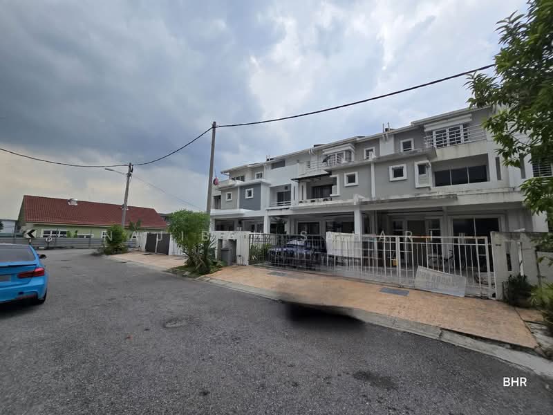 2.5-storey Terraced House for Sale in Bandar Baru Bangi (Selangor) - Najibah Sahari - PropertyGuru.com.my
